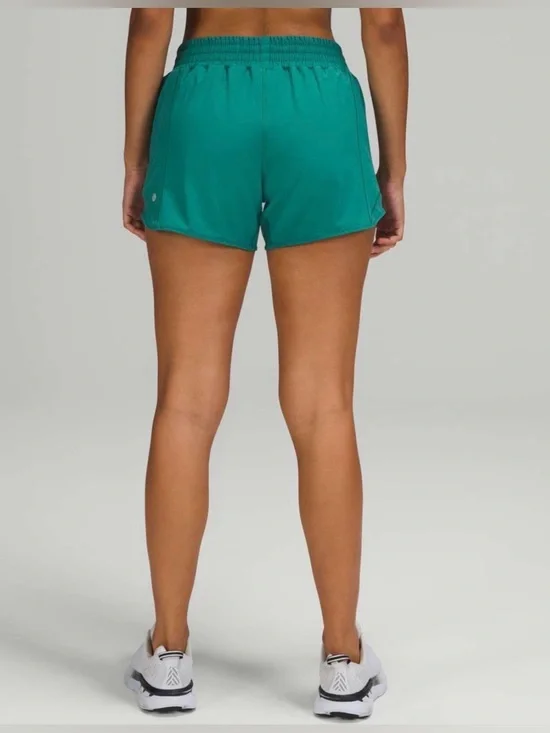 Lululemon Hotty Hot High-Rise Short 4" in Teal Lagoon Size 18 EUC - Picture 6 of 6